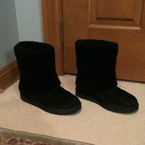 UGG Black boots size 8